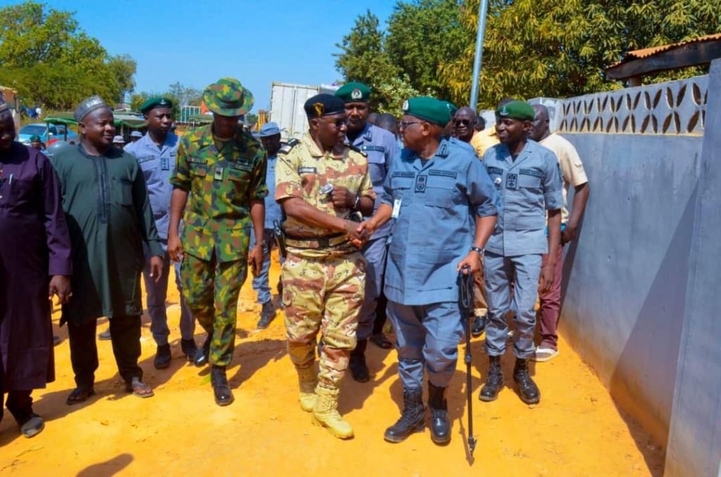 Kebbi: Customs, Army strengthen bilateral relationship with Beninese Customs