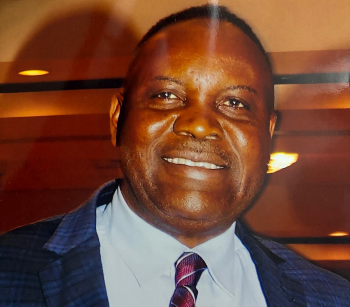 Dr John Idamkue