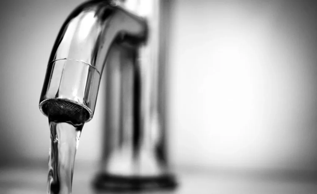 Pipe-water