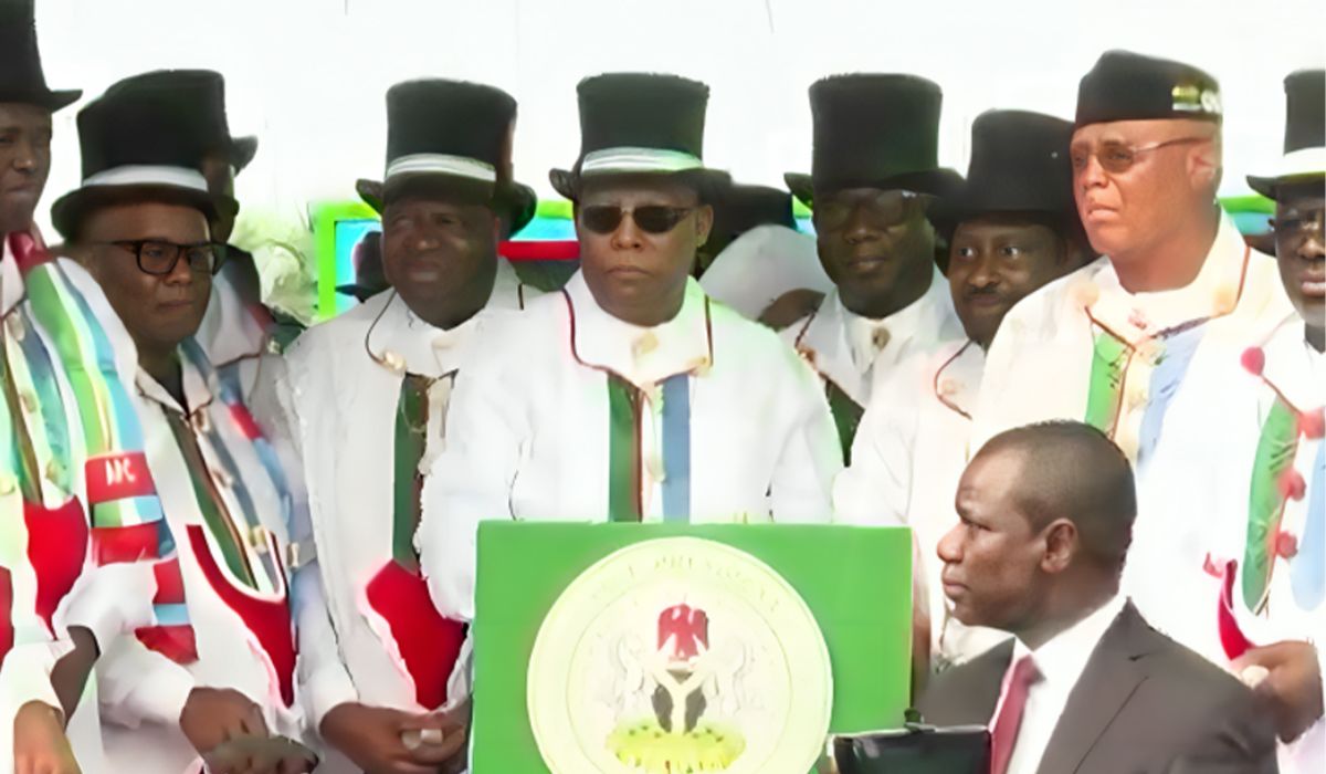 Shettima receives Governor Diri to the APC