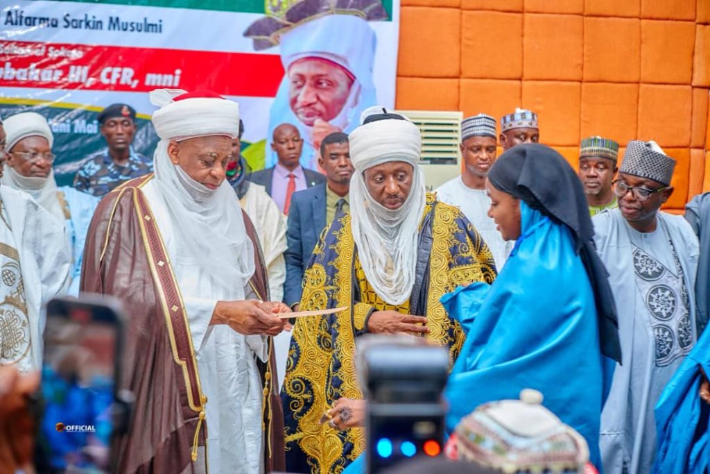 Sultan of Sokoto visits Zamfara, awards scholarship to 20 students