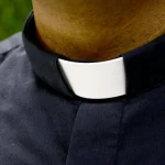 Clerical collar