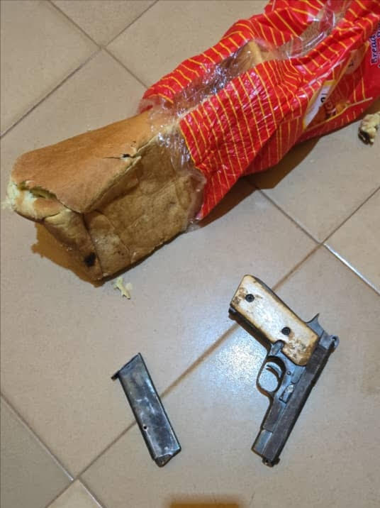 Police nab suspected armed robber with pistol concealed in a loaf of bread in Asaba