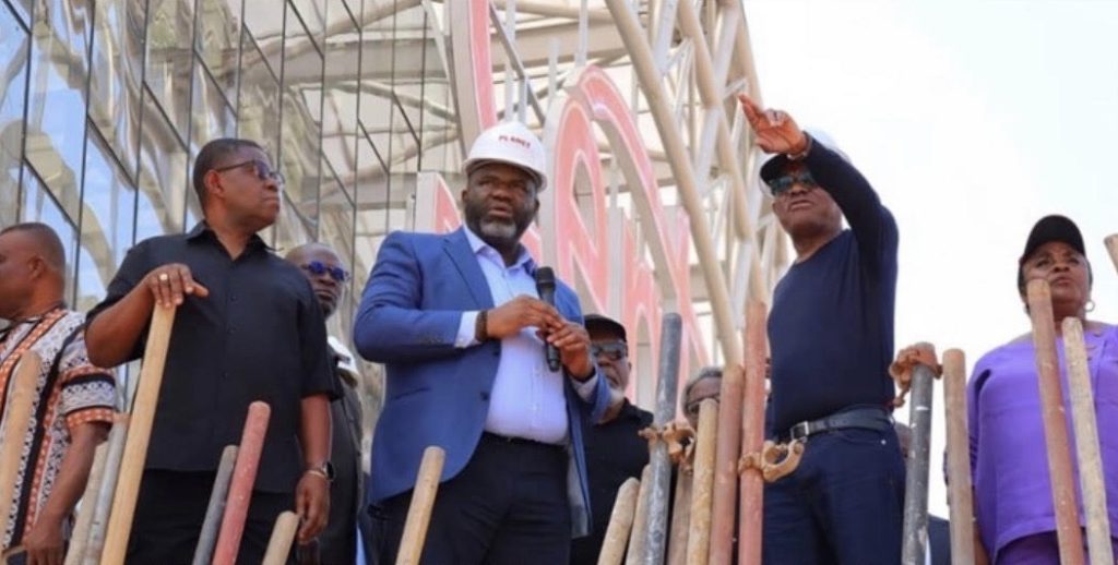 R-L: FCTA Permanent Secretary, Transportation, Florence Okonkwo , FCT Minister, Nyesom Wike, Managing Director, Planet Projects Limited, Biodun Otunola and Mandate Secretary, transportation, Chinedum Elechi during an inspection of the Central Business District Bus terminal in Abuja