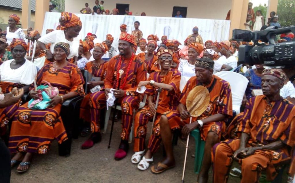 Fada Ebube Muonso with elders of Nkwele Ezunaka during the programme