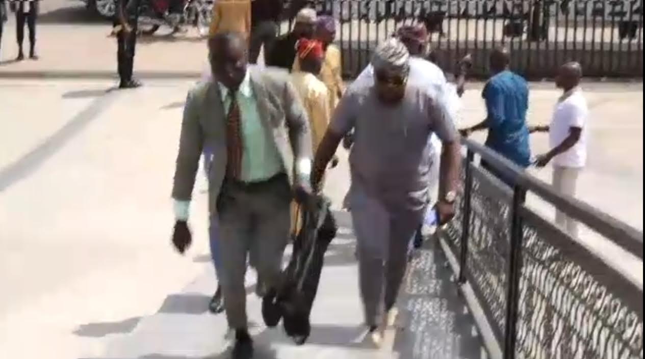 Osun speaker storms PDP primary, INEC official assaulted in Osogbo