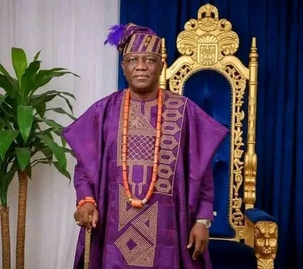 Senator Yari in Yeroba attire