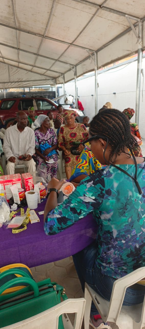 UNILAG alumni give back to society