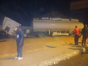Plateau: Tragedy averted as fuel-laden tanker loses control, plunges into cars