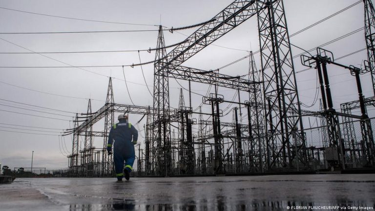 DisCos shortchanging Nigerians - Reps panel