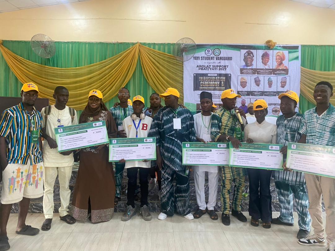 Yayi Student Vanguard