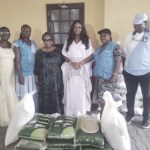 Mrs Elumelu with representatives of the orphanages