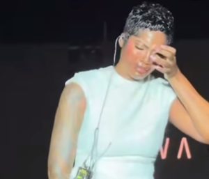 Tiwa Savage cries during Somebody’s Son performance in Cotonou