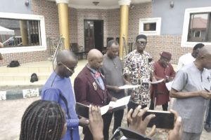 Swearing-in going on at the Alesa palace