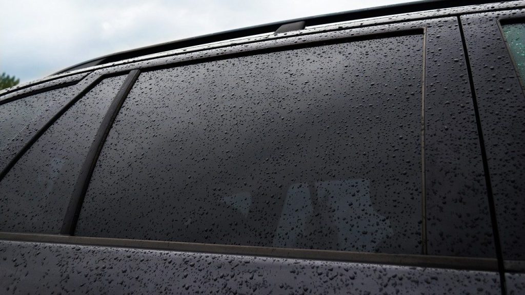 Tinted glass