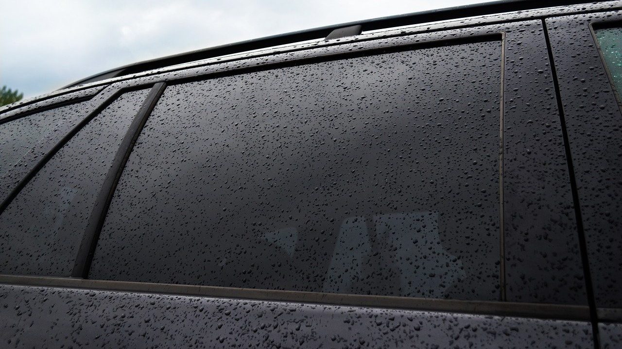 Tinted glass