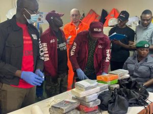 Apapa Customs intercepts 25.5kg cocaine aboard Brazilian ship