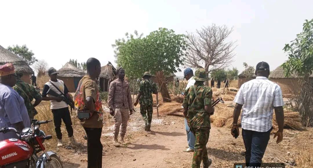 Taraba: Troops raid gun runners’ dens, seize weapons