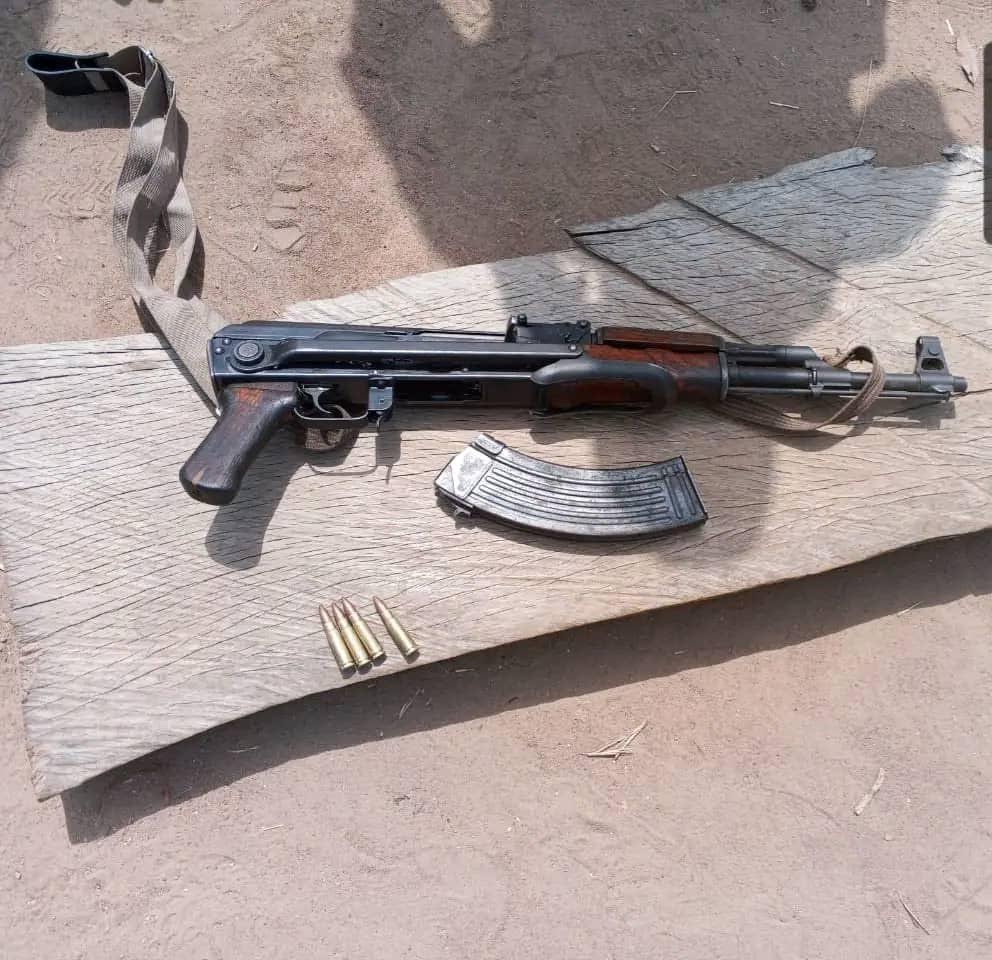 Taraba: Troops raid gun runners’ dens, seize weapons