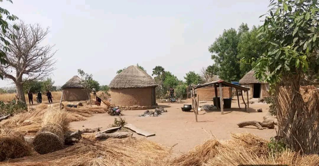 Taraba: Troops raid gun runners’ dens, seize weapons