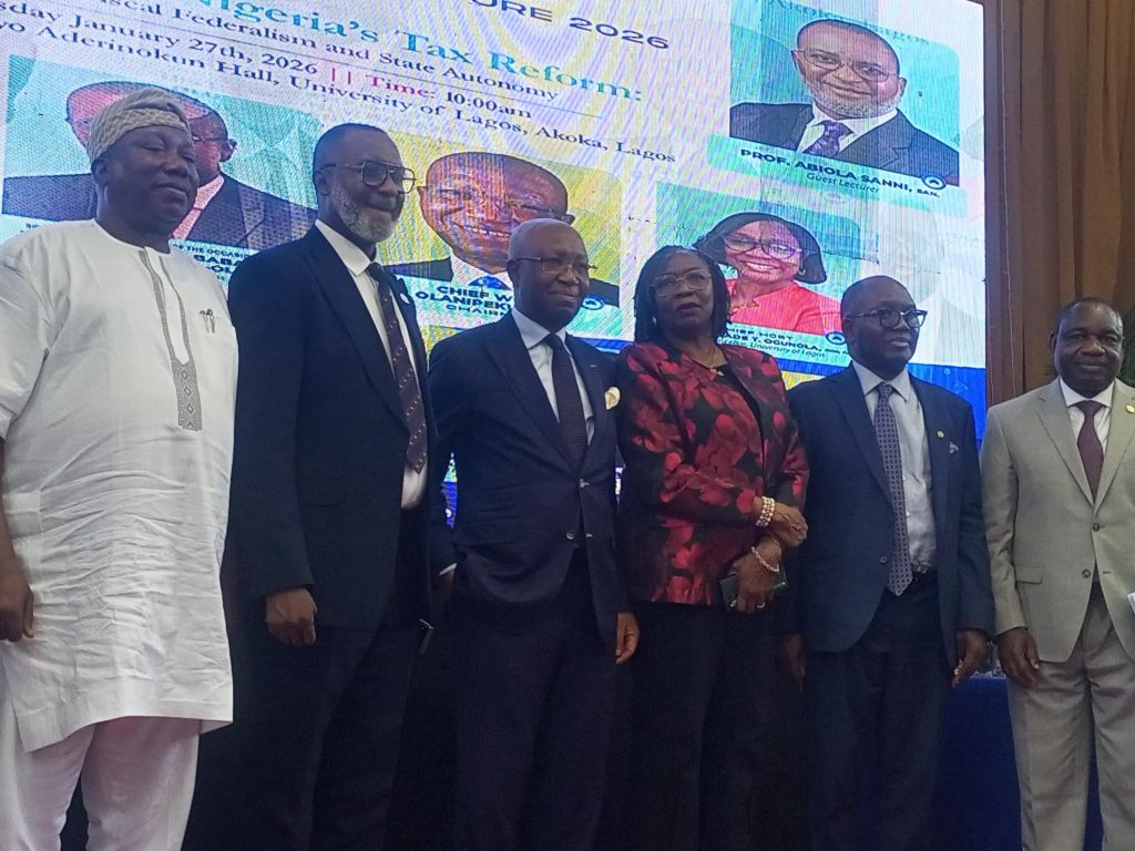 Tolani Sule, Prof. Sanni, Chief Olanipekun, Prof. Ogunsola and other dignitaries at the UNILAG lecture