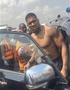 Anthony-Joshua-36-has-returned-to-the-UK-following-the-horror-car-crash-in-Nigeria-on-December-29-232×300