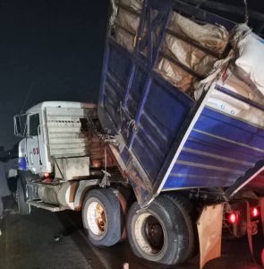Fallen trailer on Otedola Bridge on Friday