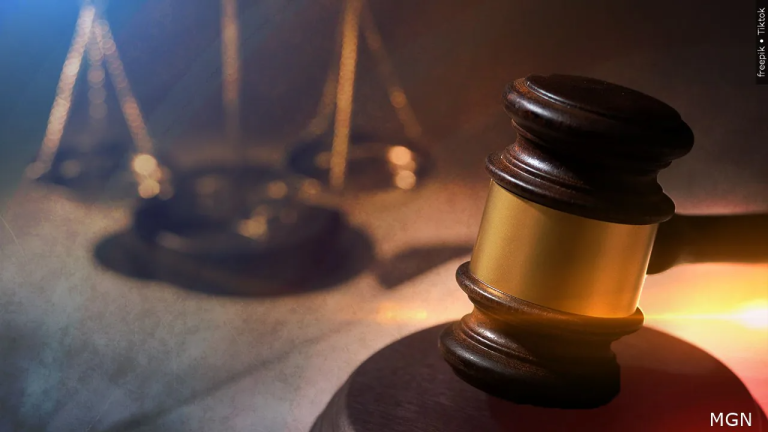 court gavel