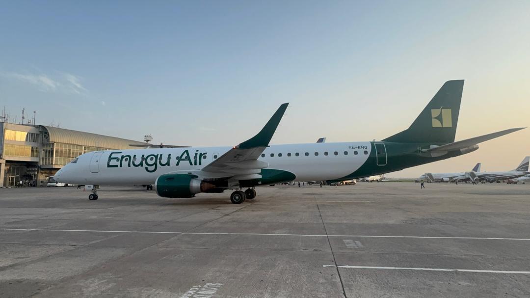 Embraer 195