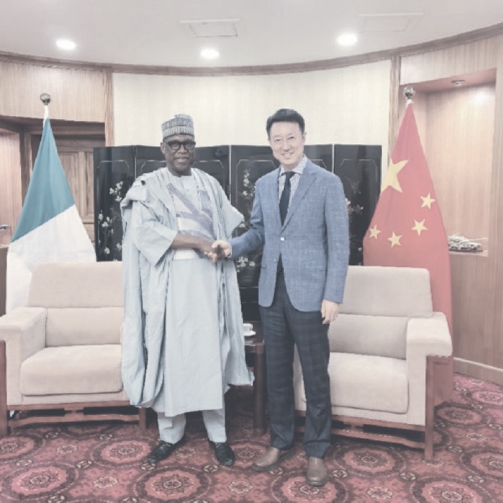 Chinese Ambassador to Nigeria Yu Dunhai Meets with Chairman of Senate Committee on Foreign Affairs, Senator Sani Bello