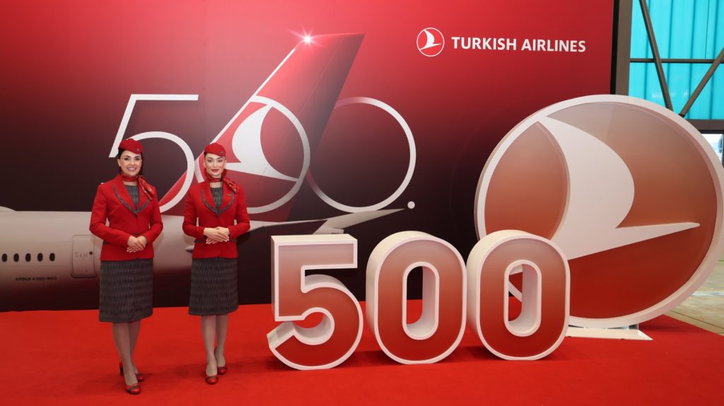 Turkish Airlines unveils 500th ‘TK Family’ aircraft with staff livery