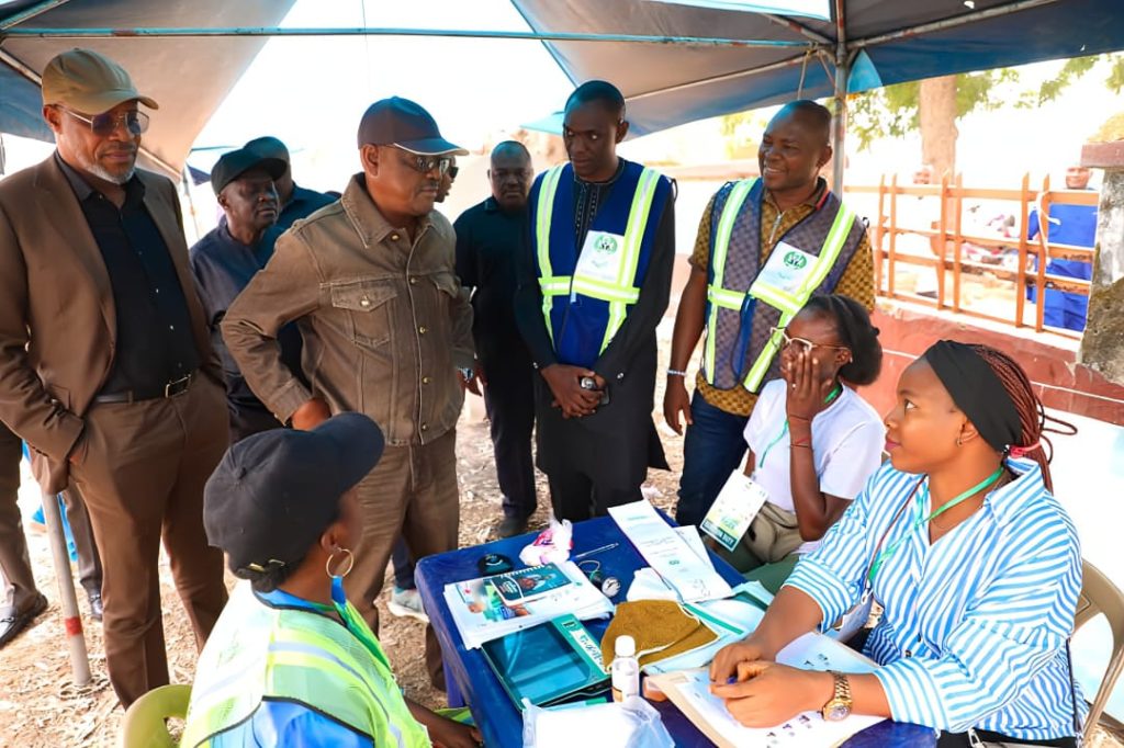 Wike-at-a-polling-unit