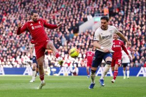 Liverpool beat West Ham 5-2 at Anfield