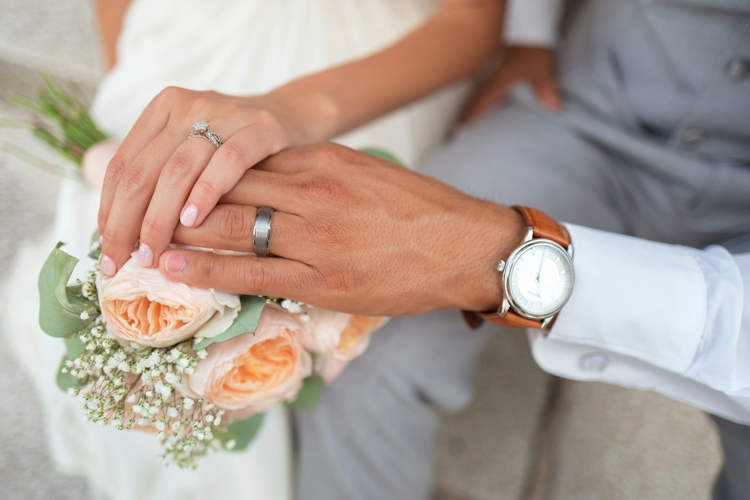 wedding-hands