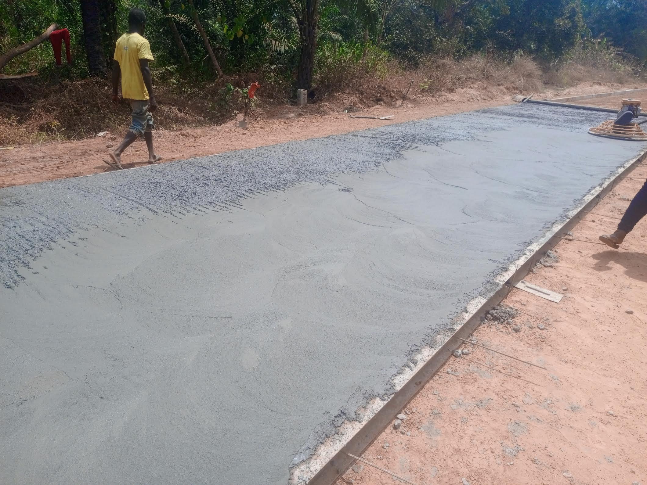 Ebonyi orders contractor to stop work over substandard materials