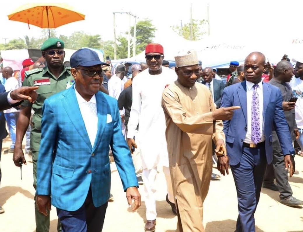 FCT Minister Nyesom Wike (far left)