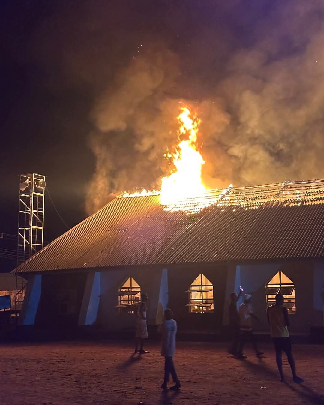 Fire guts Catholic cathedral in Taraba