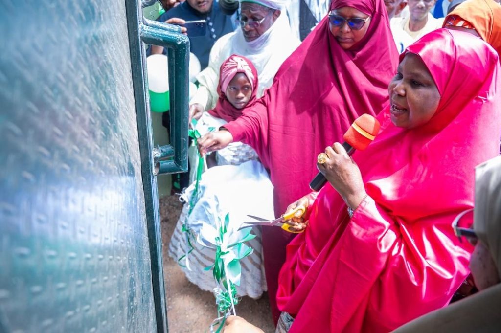 Kebbi: Gov Idris’s wife commissions permanent orphans’ home, empowers 12