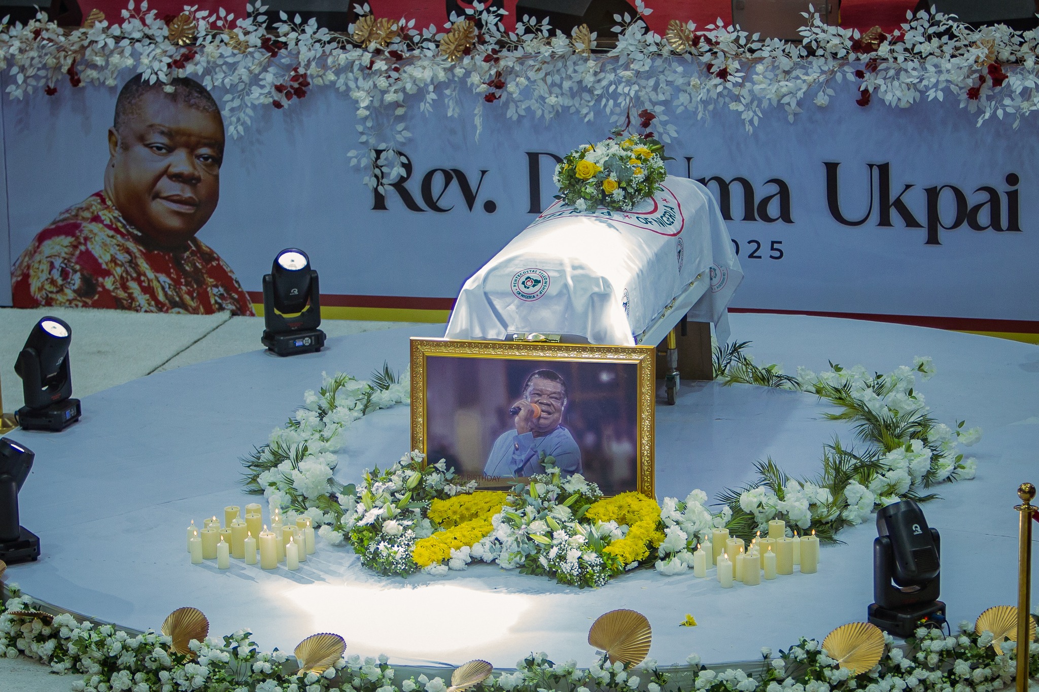 Rev Uma Ukpai laid to rest, given state funeral by Abia govt