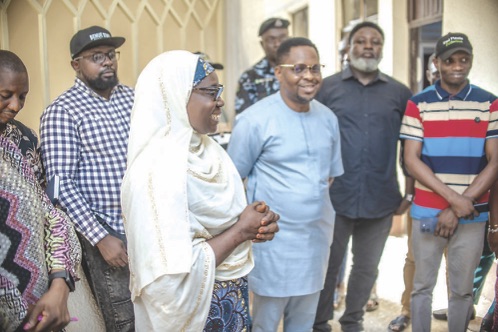 Asemakaha in talks with Abdulaziz during the office inauguration in Makurdi while others look on