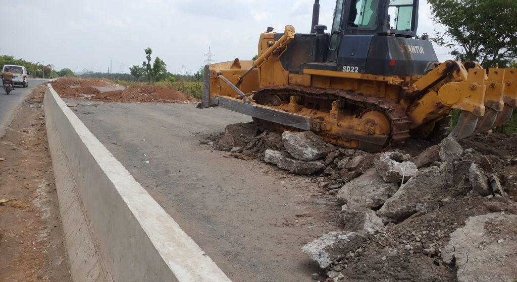 Abandoned road project