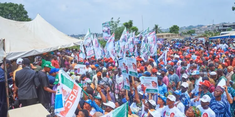Oyo APC elects new executives as ex-deputy governor Adeyemo emerges chairman