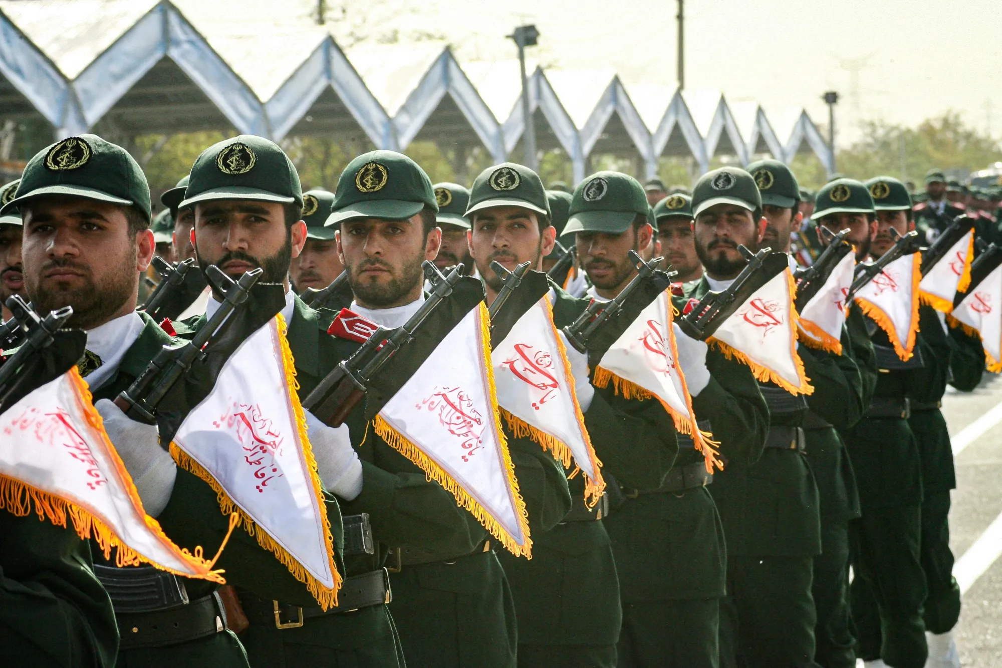 Iran guards