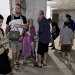 Iran missile threat forces israelis into shelters