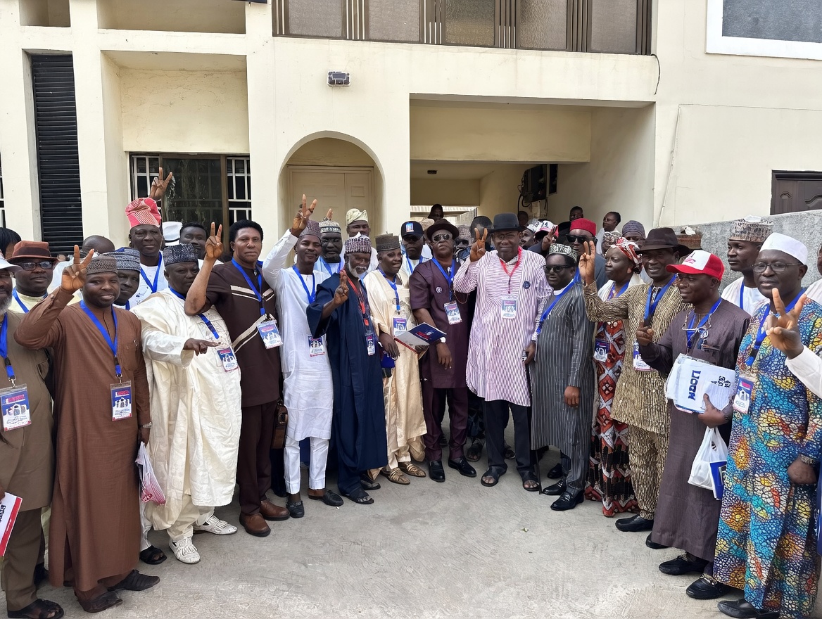 Senator Henry Seriake Dickson with a group of NDC officials and members