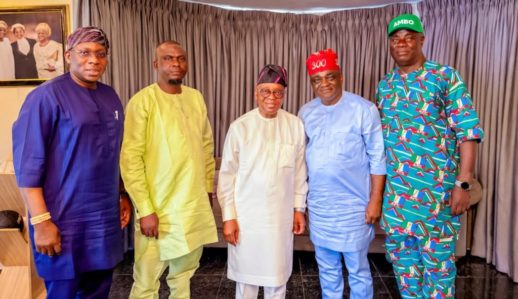 Osun legislator meets Oyetola after pledging loyalty to Adeleke