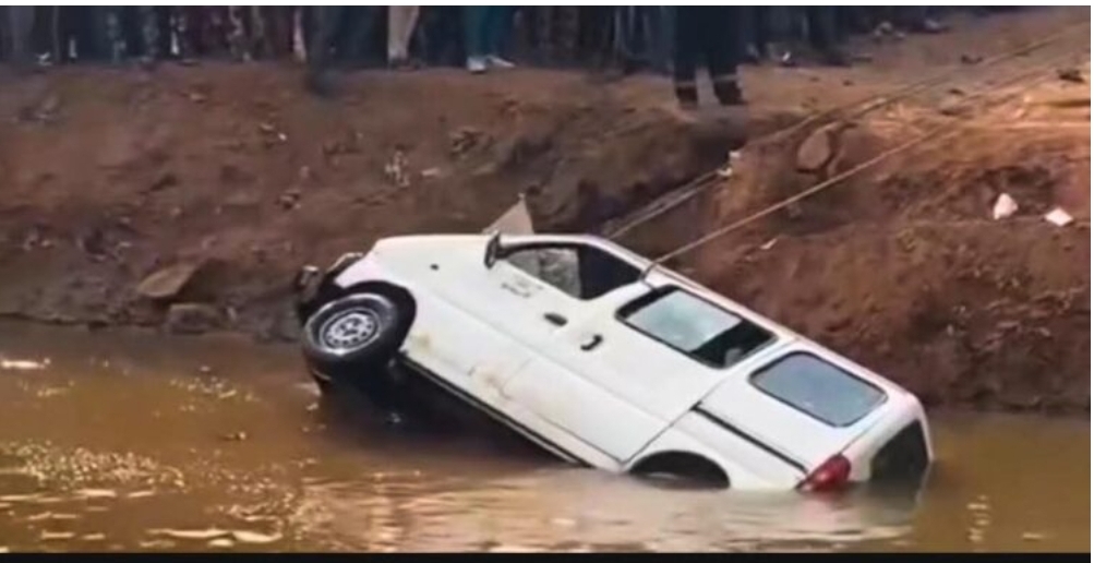 plunged bus in Ibadan