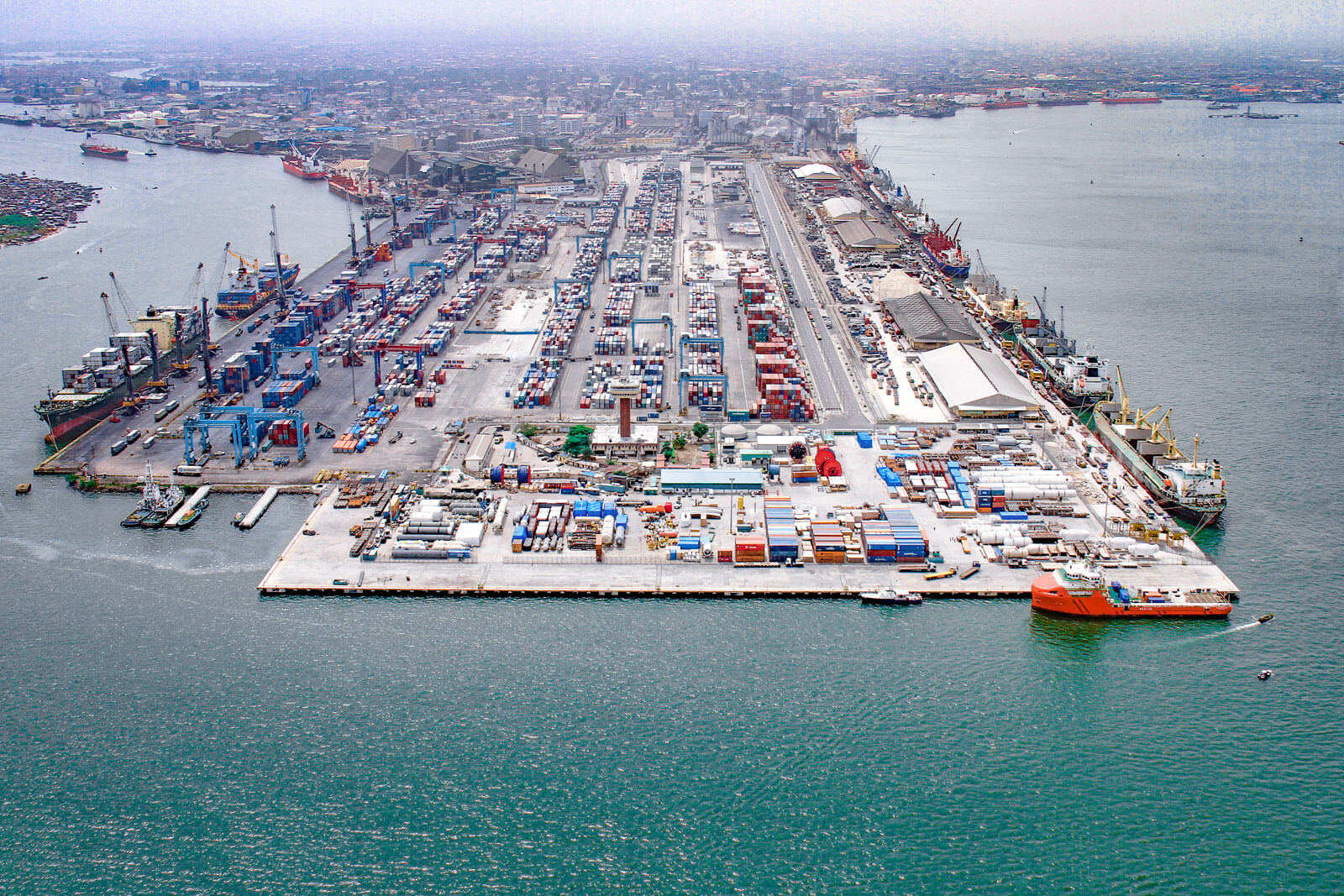 Sea robbers attack vessel at Eko Support Terminal, Apapa Port