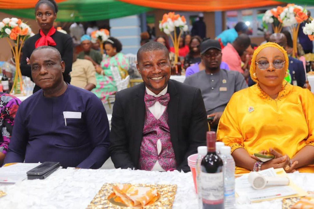 Ambassador Ita Enang (left), Chairman Correspondents’ Akwa Ibom State Bassey Anthony (middle), representative of the coordinator, Office of the First Lady, Mrs Helen Obareki