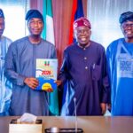 President Bola Tinubu (2nd right); Governor Babajide Sanwo-Olu of Lagos State (right); his deputy, Obafemi Hamzat (middle); elderstateman, Tajudeen Olusi (2nd left) and APC Chairman, Lagos, Cornelius Ojelabi, during presentation of APC governorship nomination form to the President in Abuja, yesterday.